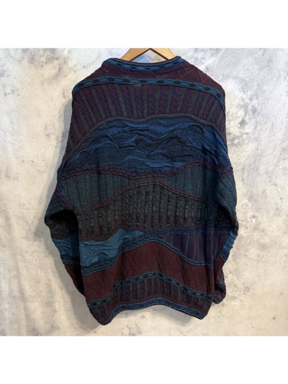 Vtg Tundra Canada 3D Knit Crewneck Sweater Coogi Style Mens XL Maroon Blue - Picture 2 of 8